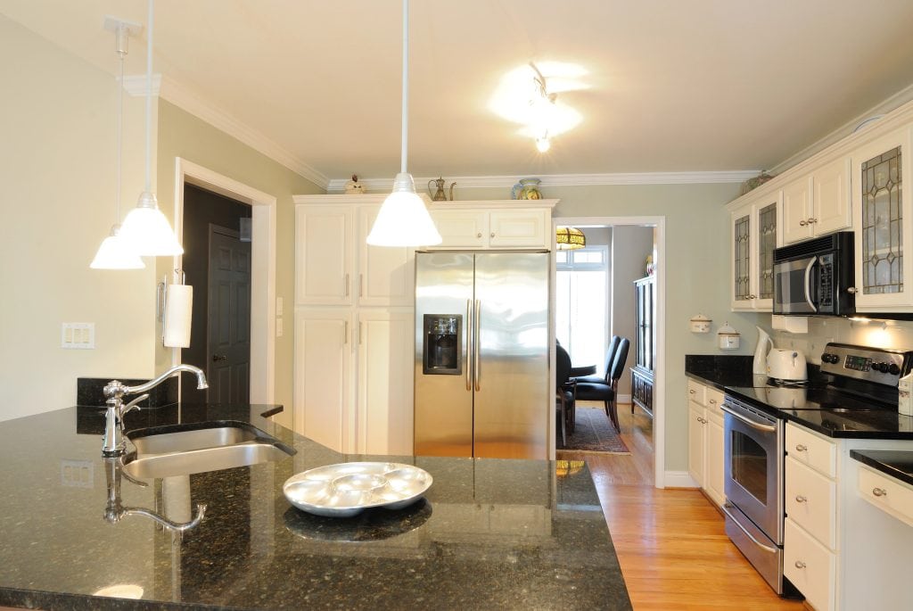 modern kitchen cabinet painting